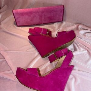 ALDO Fuchsia Suede 5” Wedges – Size 39 + FREE Matching Clutch